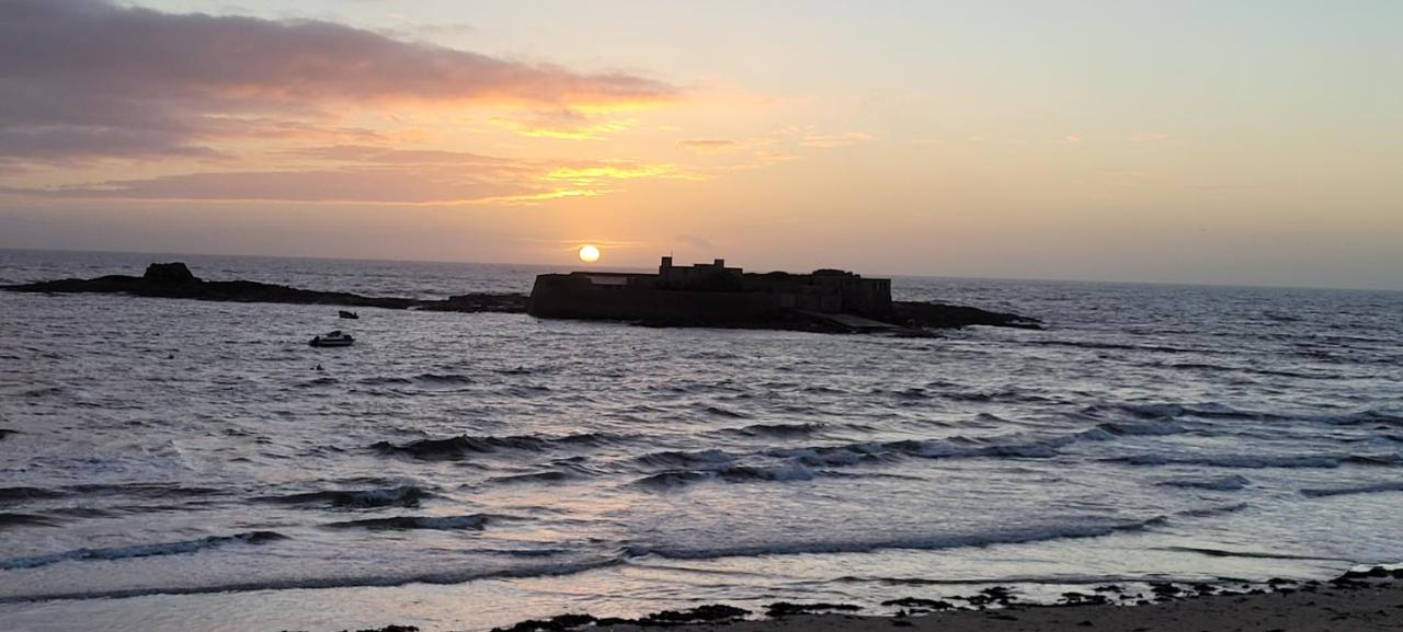 T3 “Hoedic“- 50 M De La Plage De Fort Bloque/プロムール エクステリア 写真